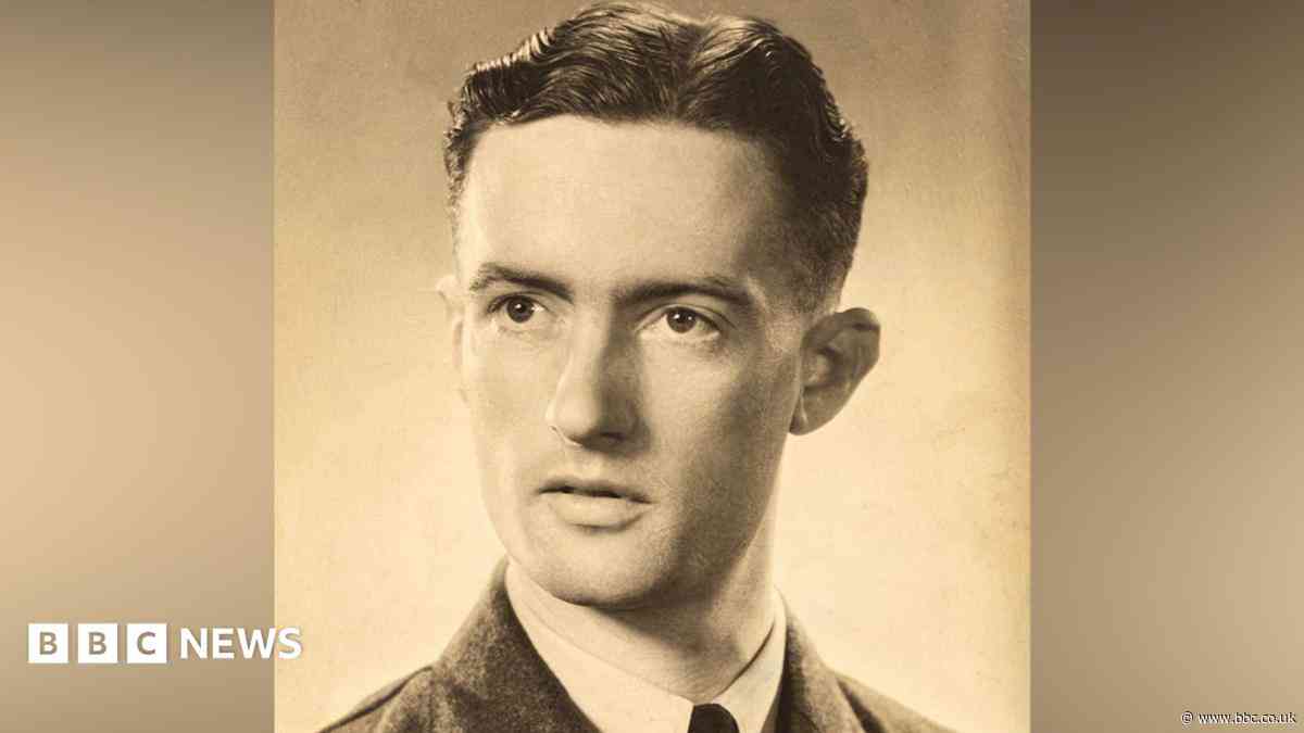 D-Day hero's medals and logbooks to be auctioned