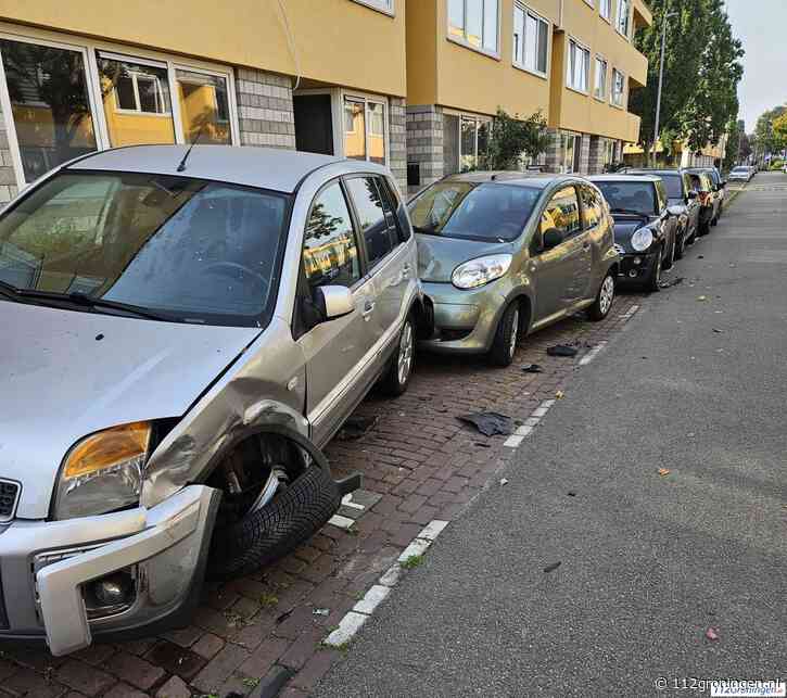 Wildwesttaferelen in de Slachthuisstraat, meerdere auto`s geramd