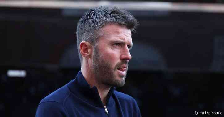 Michael Carrick urged to replace £60m Man Utd star just weeks into new season