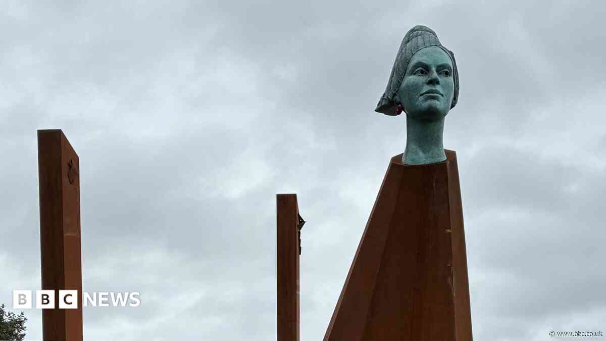 Artwork on town's cliff set to be completed