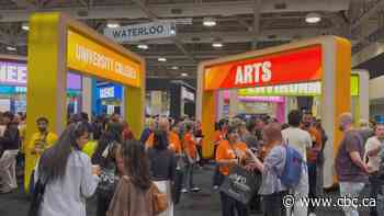 Students explore Ontario university options amid OSAP changes