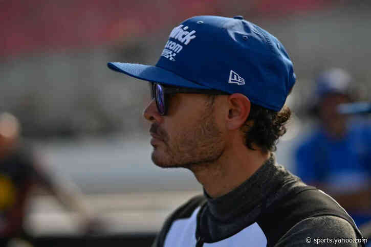 Kyle Larson Adds to NASCAR Cup Points Lead With Dominant Kansas Win