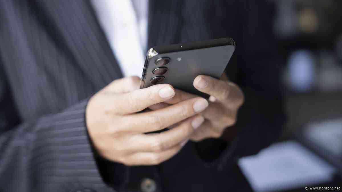 Linkedin-Umfrage: Gen Z setzt auf persönliche Empfehlungen im B2B-Marketing