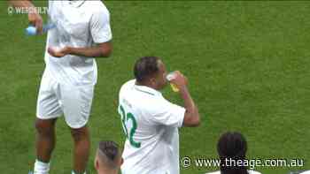 Legends stop game for beer break