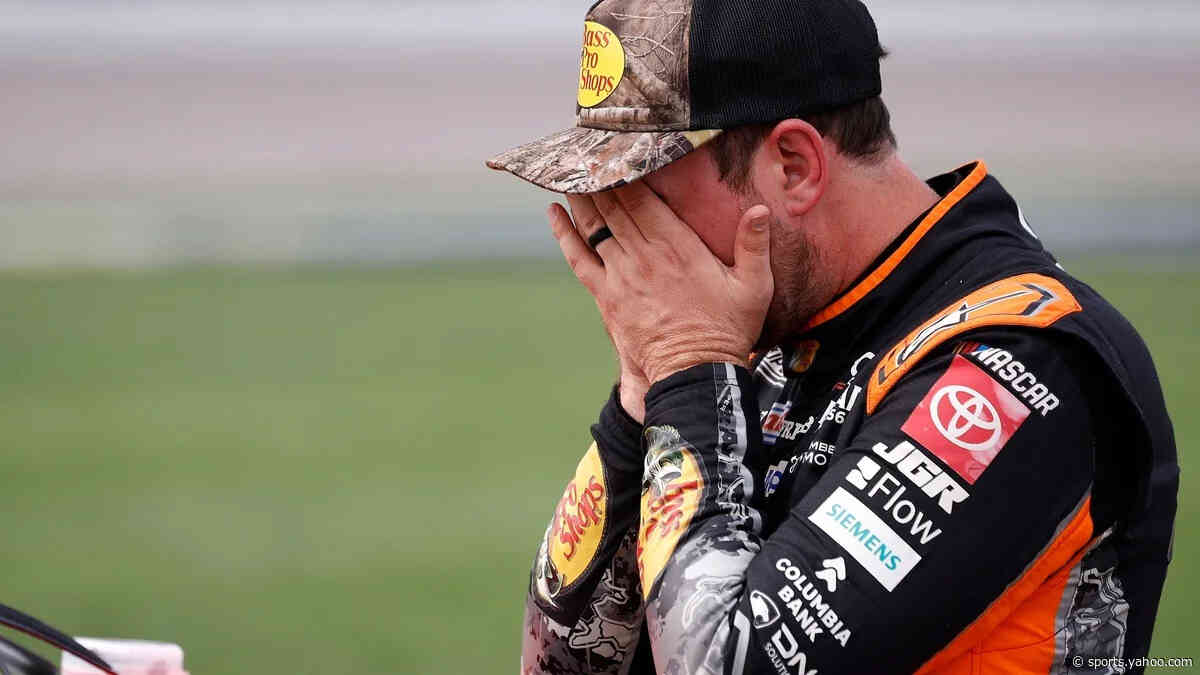 Chase Briscoe went into “desperation mode” chasing Kyle Larson at Kansas