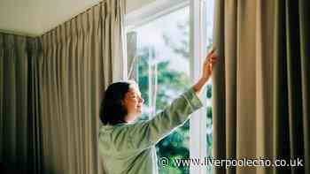 Keep curtains dust-free without a washing machine using 1 simple cleaning hack