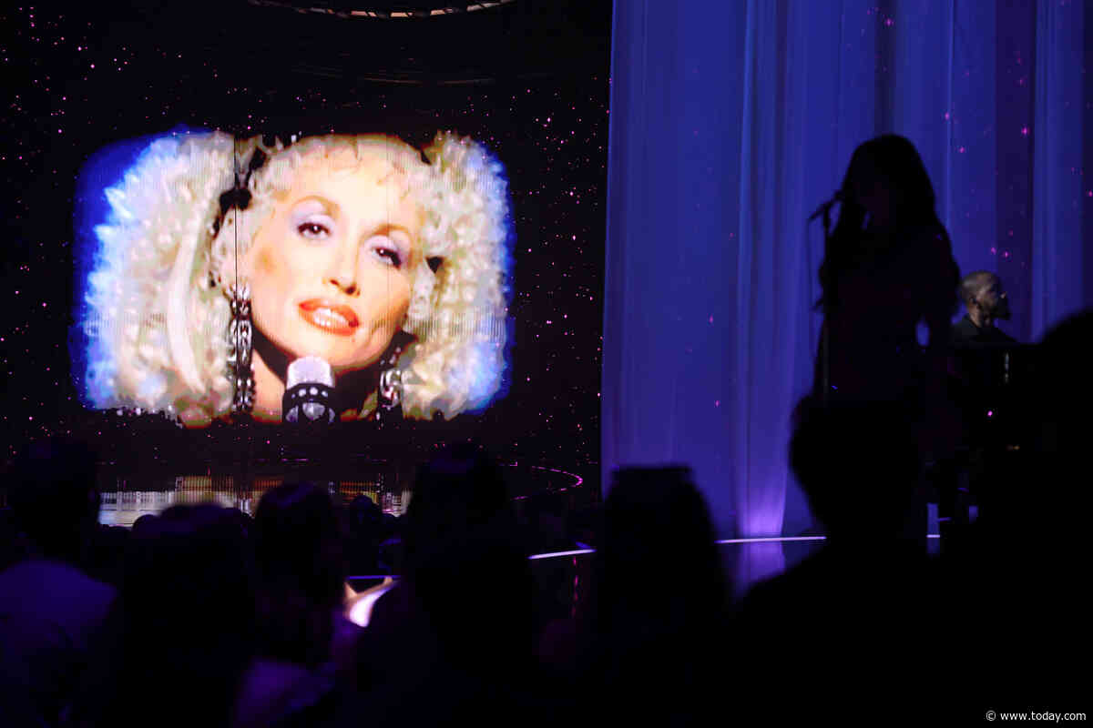 Vintage Dolly Parton Footage Kicks Off Her VMAs Tribute as Kacey Musgraves Honors Late Legend