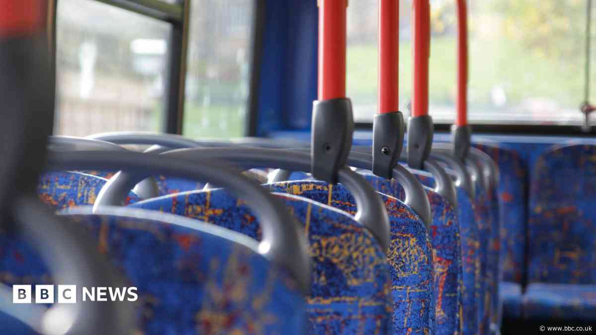Bus operator commits to government's £2 bus cap