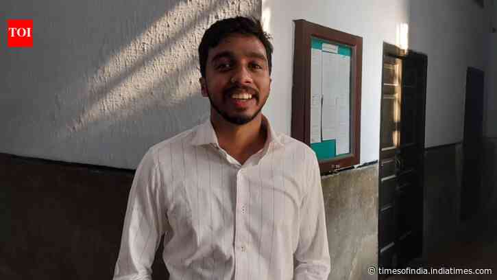 ‘Reading shaped my life’: He lost his eyesight at 8, years later cracked UPSC with AIR 109