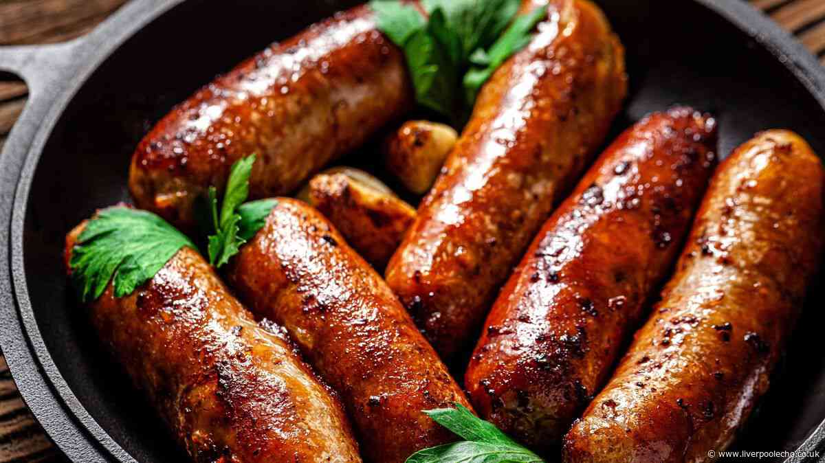 Ditch frying pans for 1 easier cooking method butcher uses if you want juicier sausages