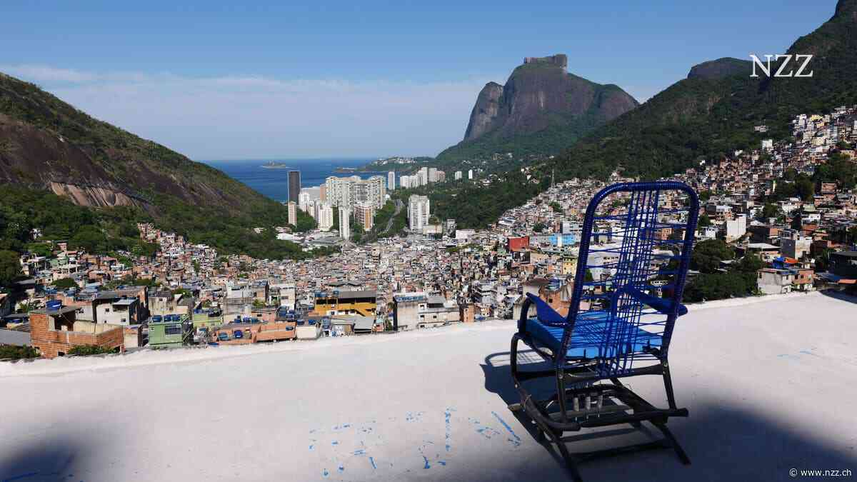 Brasiliens grösste Favela ist in der Hand von Drogenkriminellen – und doch pilgern Touristen dahin