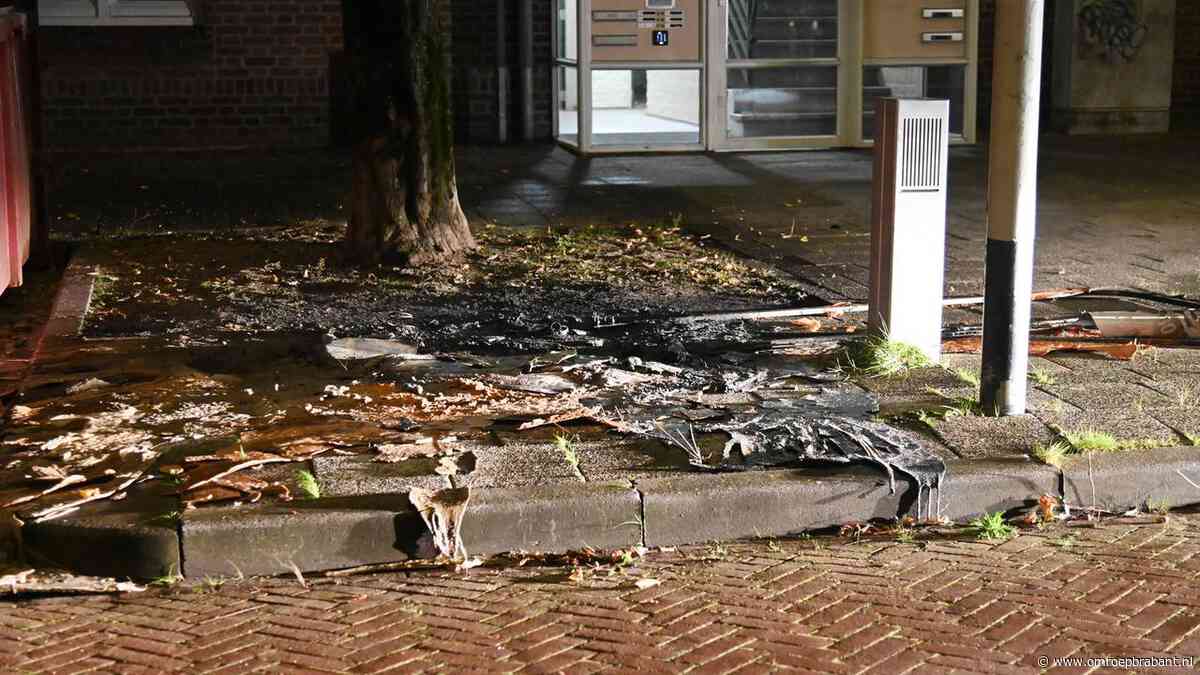 Opnieuw dixi in brand gestoken in Breda