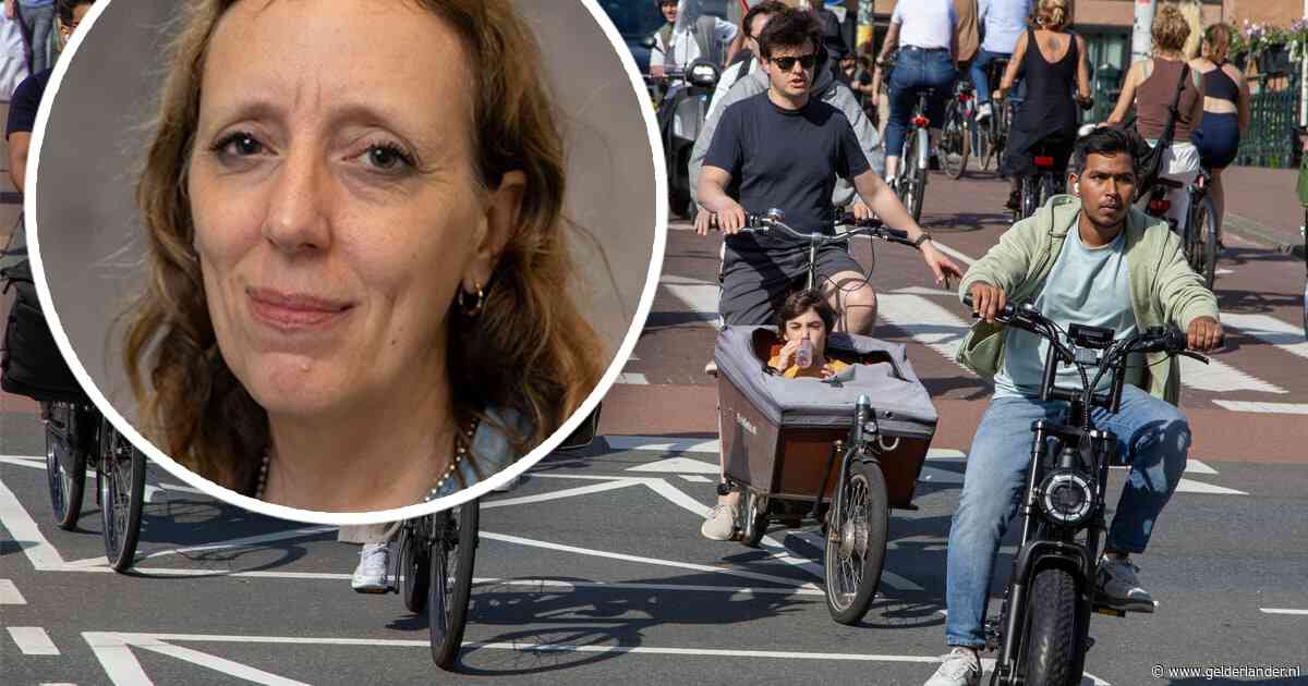 Suzanne (52) dacht dat het aan de fatbikers of bakfietsers lag, maar ze fietst zélf ineens belabberd