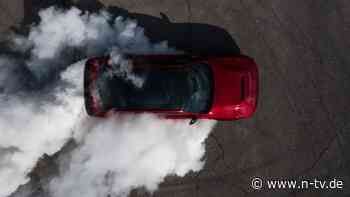 Der beste Botschafter der USA: Dodge Charger Six Pack - Provokation mit Benzin und Batterie