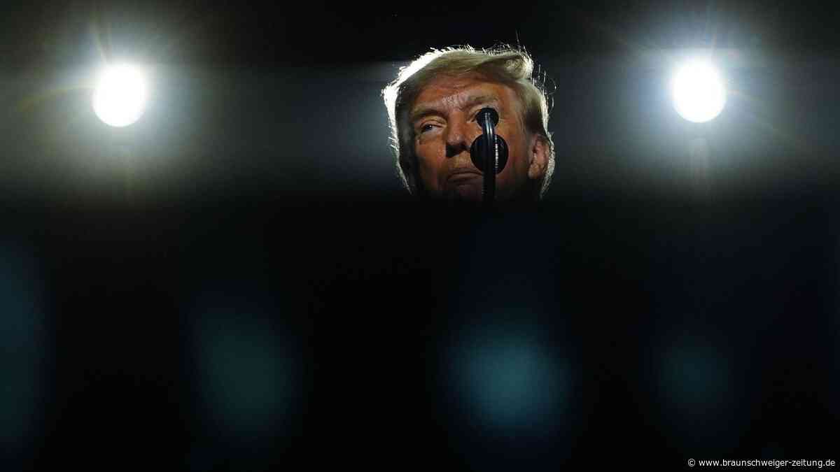 Maga bröckelt: Wie Trump seine Partei vor den „Midterms“ in den Abgrund reißt