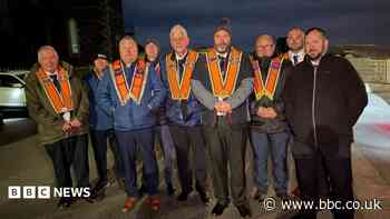 Police block Orange Order from controversial parade route