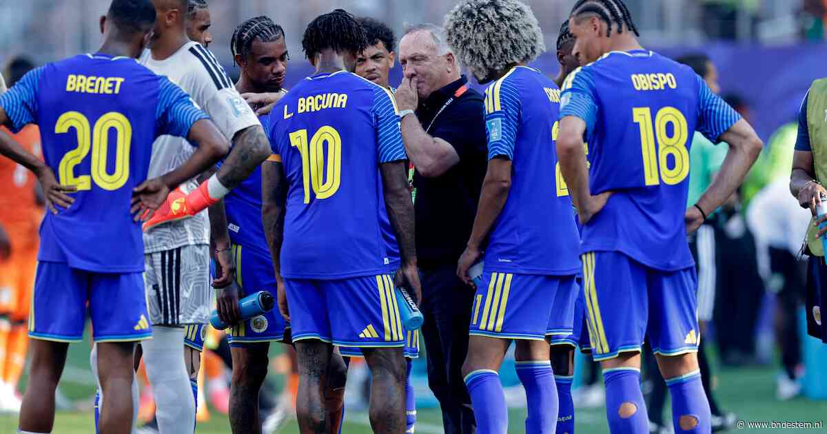Dick Advocaat wint met Curaçao voor eigen publiek ruim van Nicaragua