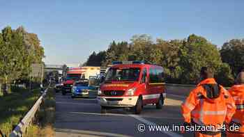 Schwerer Lkw-Unfall während Blockabfertigung: A93 bei Reischenhart gesperrt – Heli vor Ort