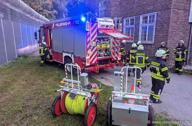 FW-KLE: Mülleimerbrand in LVR-Klinik - zwei Mitarbeitende vorsorglich ins Krankenhaus gebracht