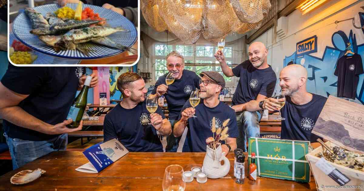 The Salty Mermaid is heel simpel: verse vis eten in een no-nonsense sfeertje