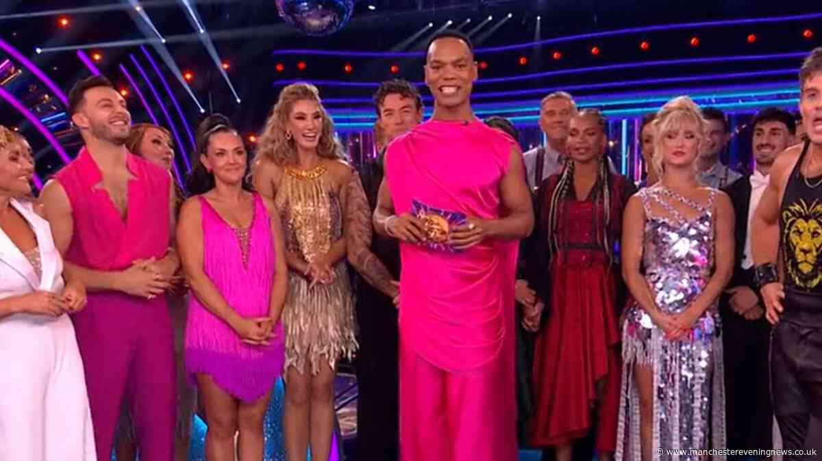 Strictly Come Dancing viewers say 'it's not his fault' as Johannes Radebe move leaves them 'puzzled'