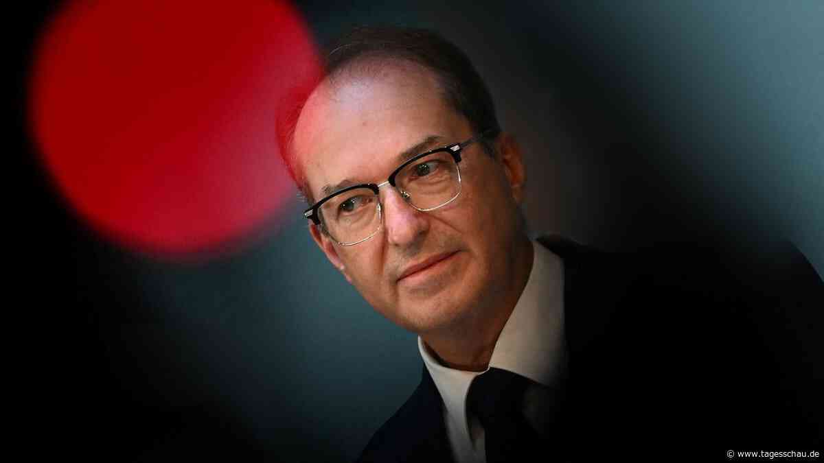 Nach Wortgefecht in Talkshow: Berliner Linke zeigt Innenminister Dobrindt an