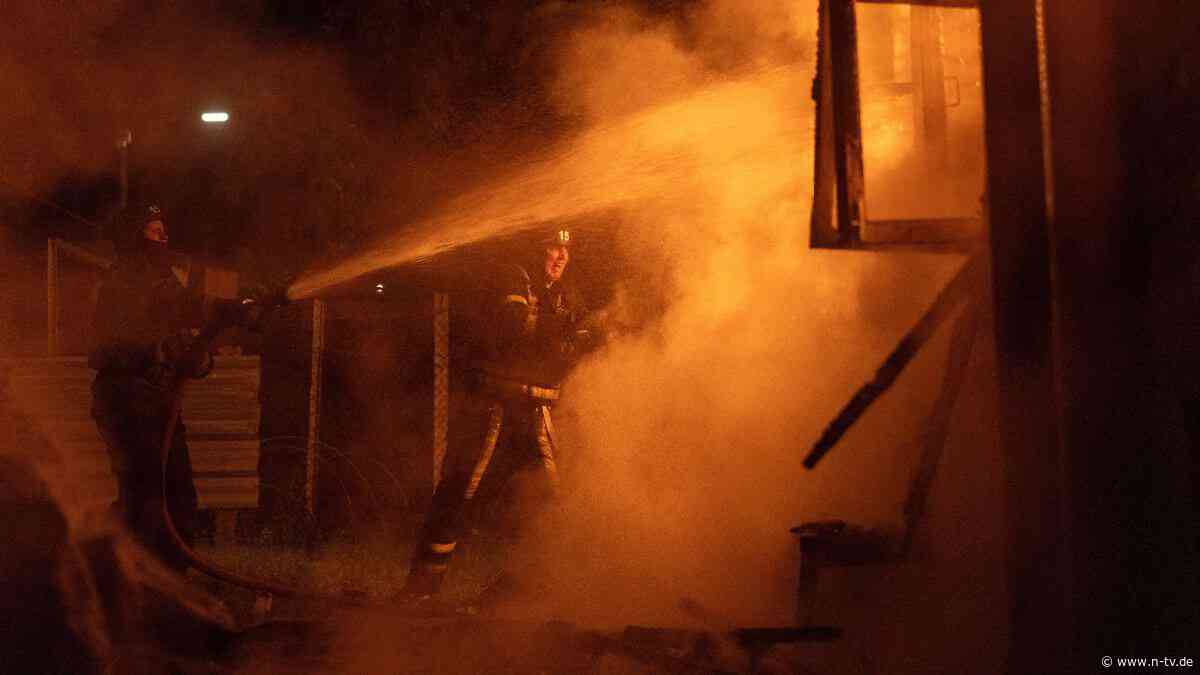 Permanente russische Angriffe: Selenskyj: Moskau täuscht die Welt mit falschen Friedenssignalen