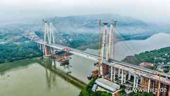 Autos und 350-km/h-Züge nebeneinander – Chinas neue Brücke soll vier Weltrekorde brechen