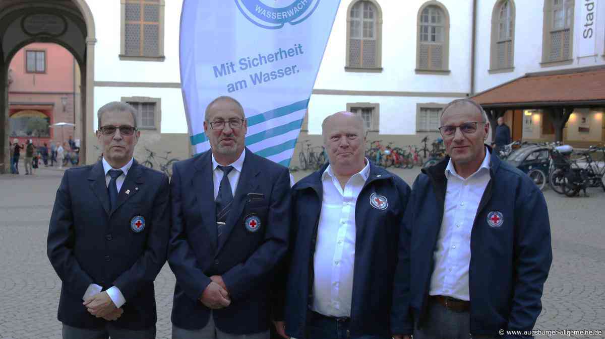 Hohe Ehrungen für Mitglieder der Wasserwacht im Landkreis Neu-Ulm