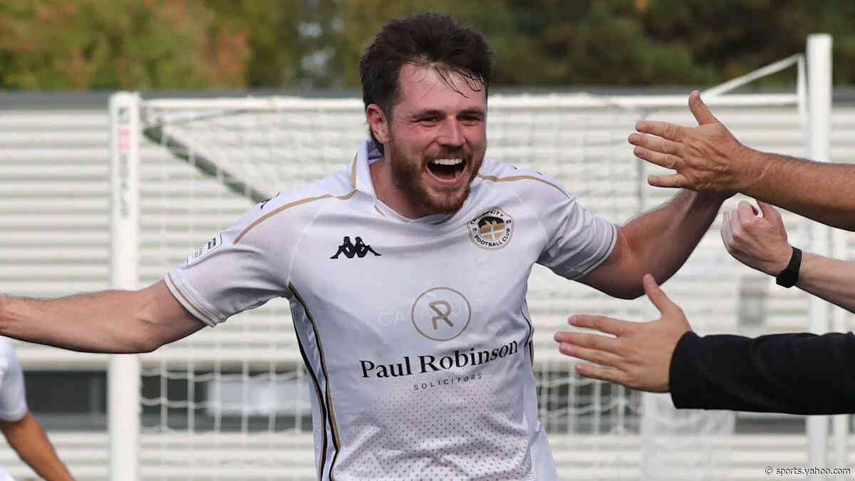Truro striker Stretton impresses in Maidstone win