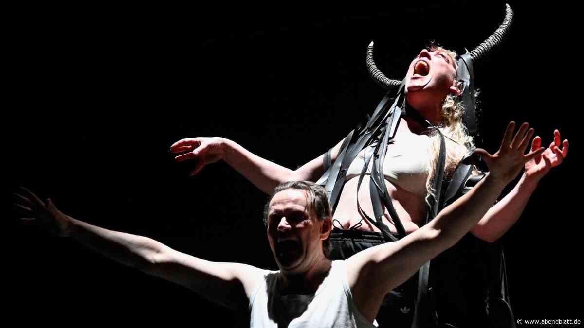 „Medea in Kolchis“ am Schauspielhaus: ein blutiges Kammerspiel mit Cliffhanger