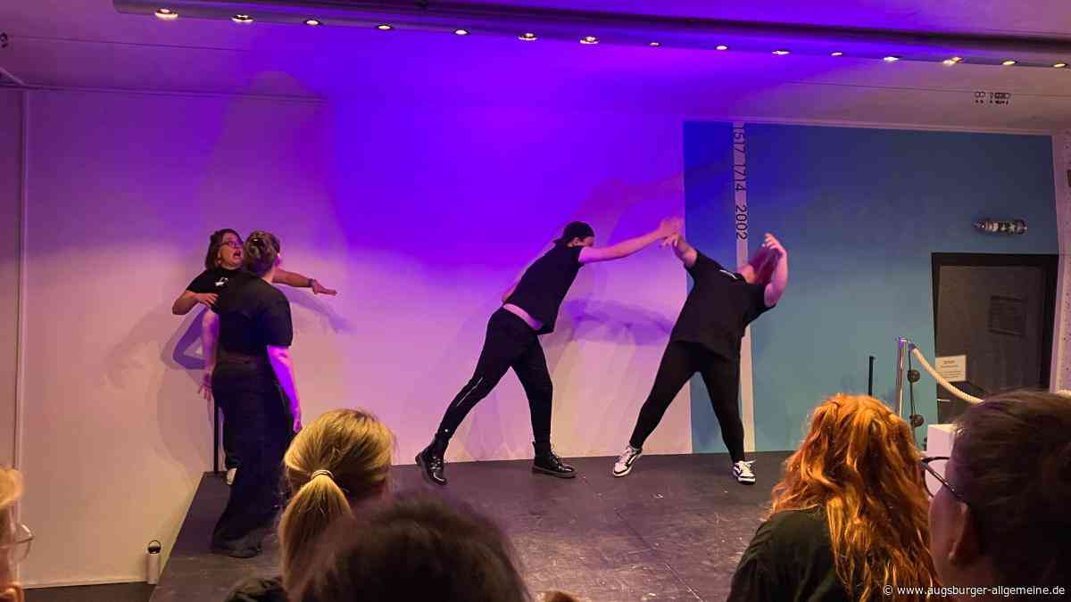 Impro-Show der Free Actors Guild: Wenn das Stadtmuseum zum Comedy-Club wird