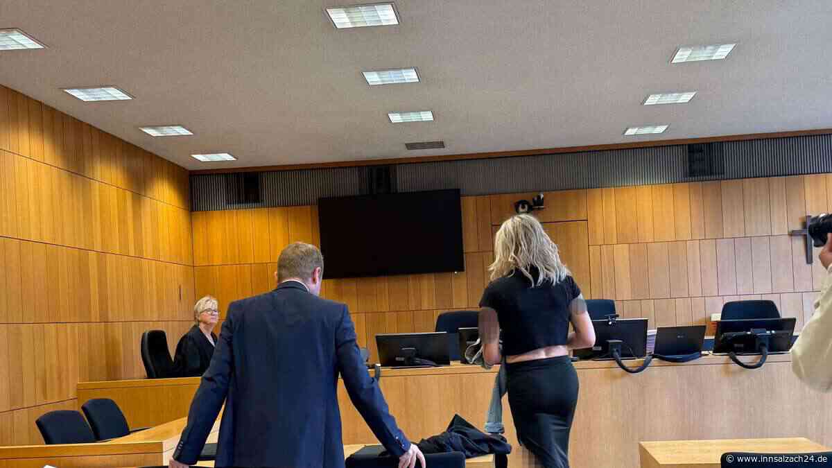 Fall um suspendierte Bundespolizistin: Wie Bayerns Gefängnisse mit Trans-Inhaftierten umgehen