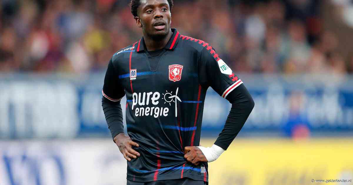 Queensy Menig op proef bij De Graafschap