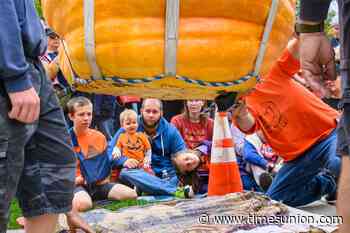 Photos: A hefty harvest at Saratoga Giant Pumpkinfest