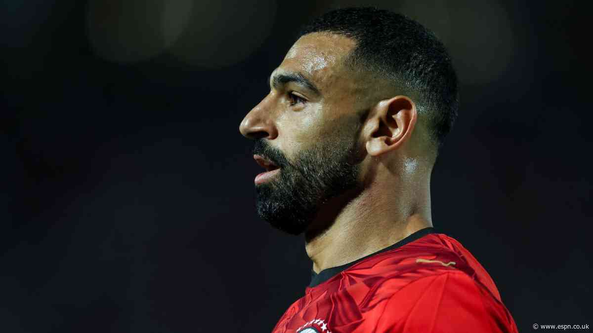 Egypt rest Salah, cite artificial pitch concerns