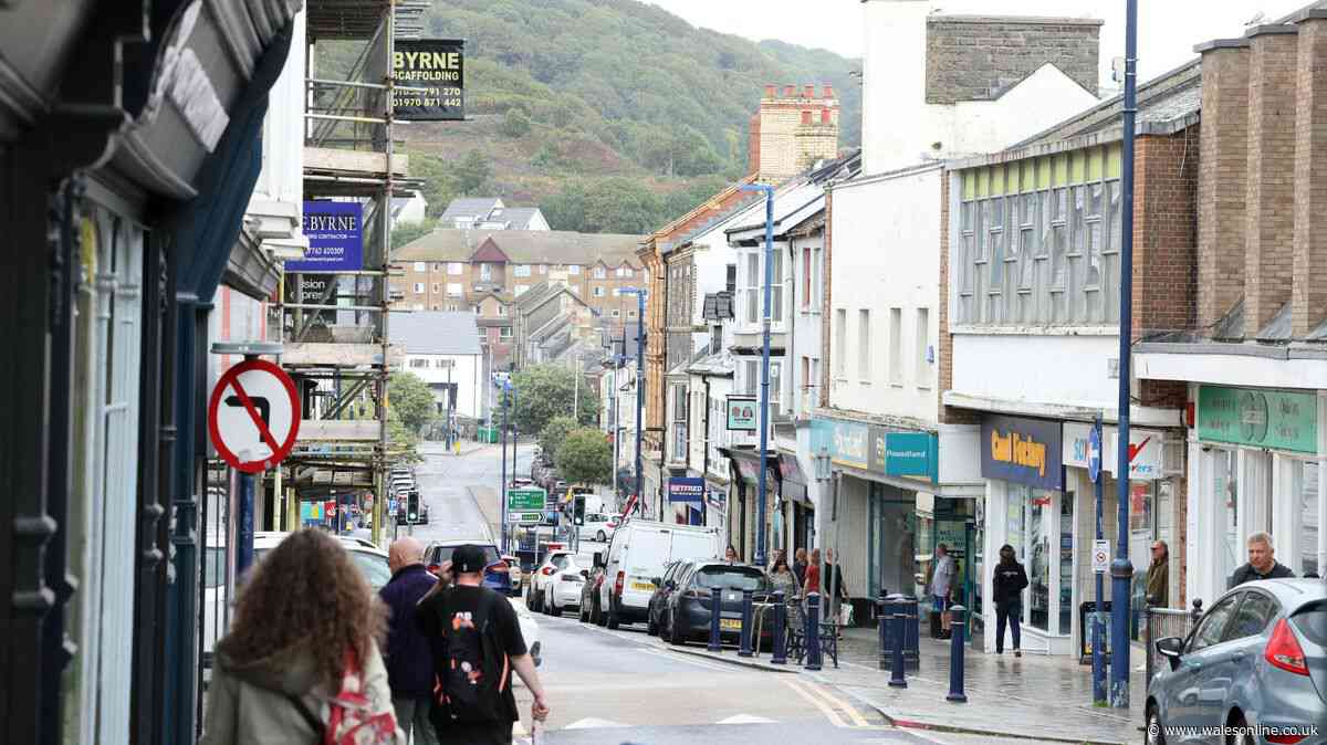 Drinking ban to continue in three 'wild west' Welsh towns