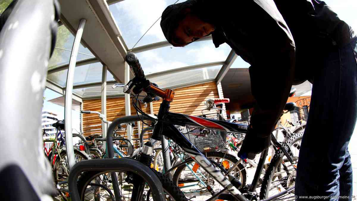 Neuburgerin ist 15 Minuten beim Einkaufen – in der Zwischenzeit wird ihr Fahrrad geklaut