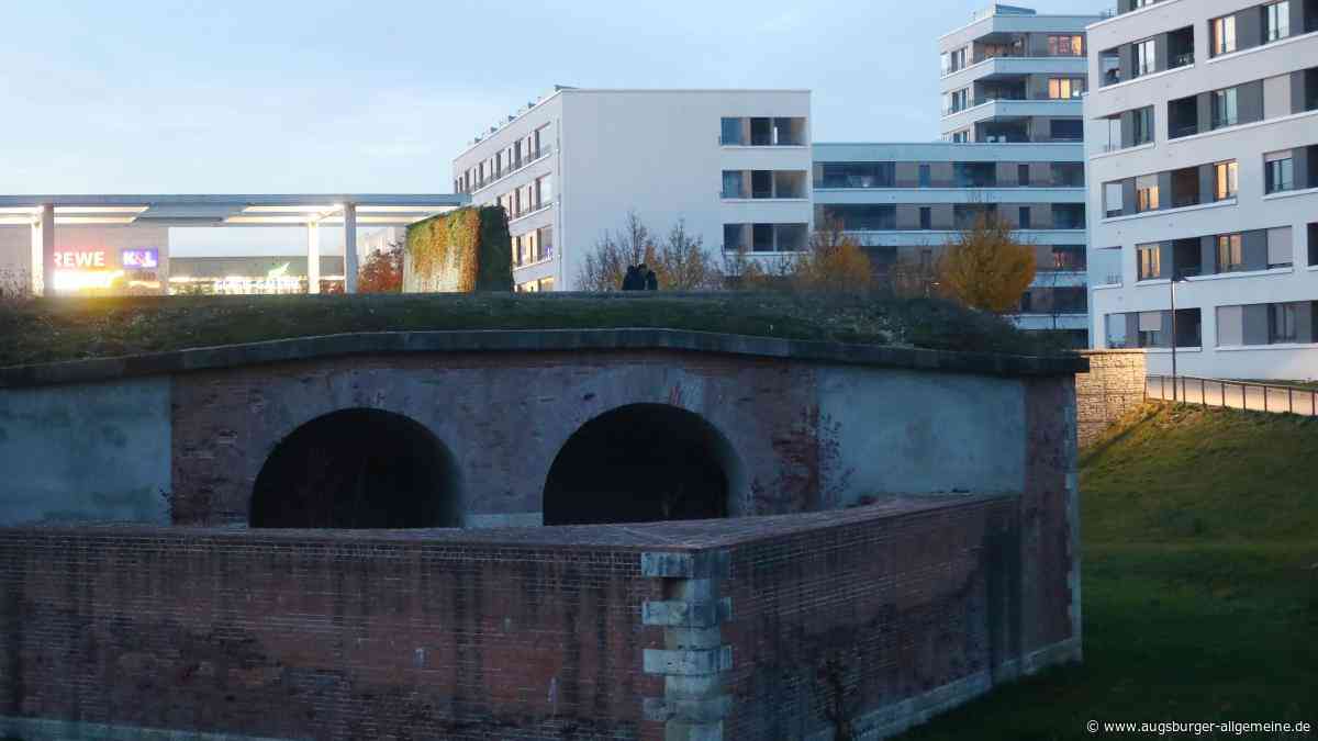 Bengalos in Bundesfestung gezündet: Polizei ermittelt nach Vandalismus in Neu-Ulm