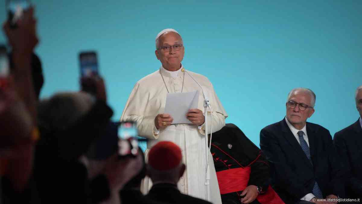 Il Papa all’Europa: “Attenti all’illusione del riarmo. Relazioni tra Stati sempre più barbare, si lavori per la pace”