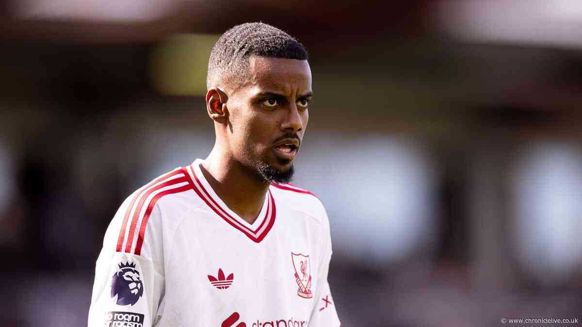 Alexander Isak risks Newcastle fury with baffing Liverpool response