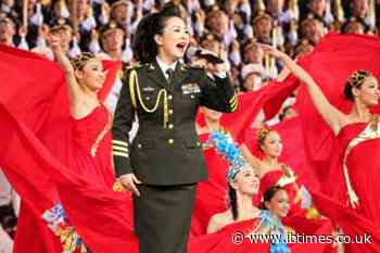 First Lady of China Peng Liyuan Impresses for 'Speaking Better English' Than the First Lady of the United States