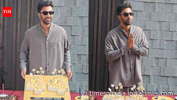 Ranbir Kapoor celebrates 44th birthday with paparazzi - Pics