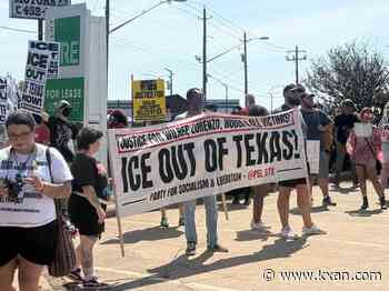 Protest against ICE held in north Austin Sunday