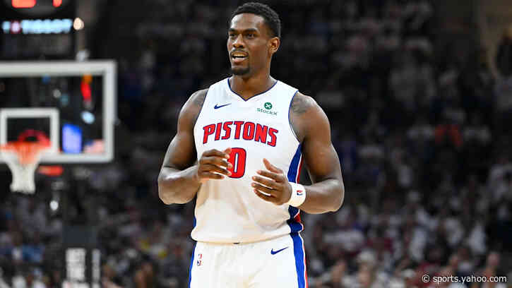 Jalen Duren not at Pistons' training camp amid contract dispute