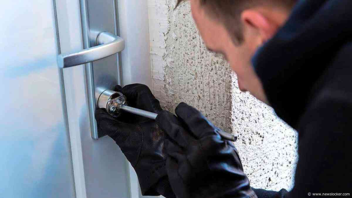 Donkere dagen zorgen voor meer woninginbraken, expert deelt betaalbare maatregelen: ’Deze eenvoudige tip gebruikt bijna niemand’