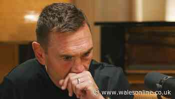 Kevin Sinfield in tears as Rob Burrow's heartbreaking final act emerges