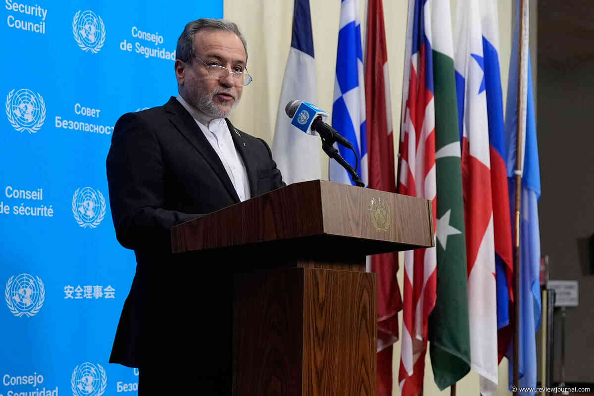 Mediators are still working with Iran and the US on a possible deal, officials say