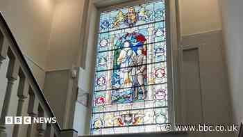 WW1 'welcome home' window to undergo repairs