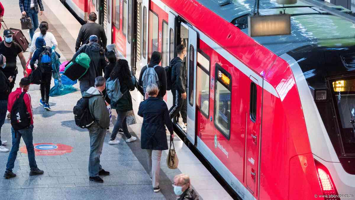 Nadelöhr Harburg: Zehntausende Verspätungsminuten belasten Hamburger Bahnverkehr